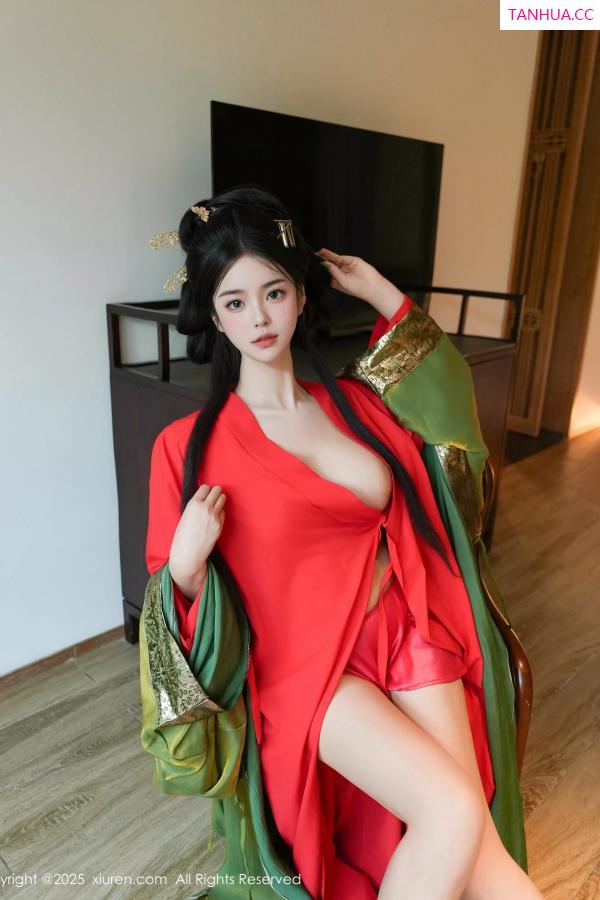   [XiuRen]高清写真图 2025.04.09 No.10126 雪糕CiCi 性感古风第31张图片